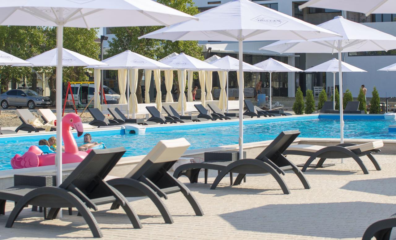 Hotel Welcome Summer Zatoka Exteriér fotografie
