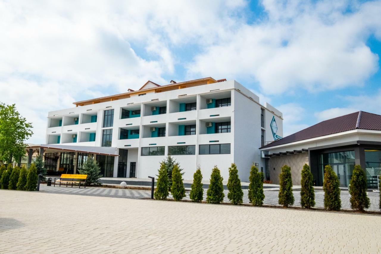 Hotel Welcome Summer Zatoka Exteriér fotografie